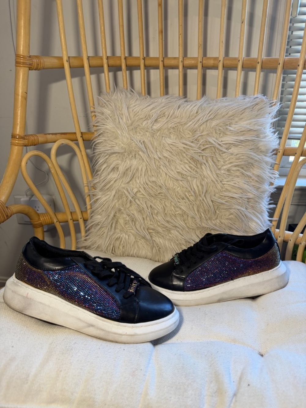 Juicy By Juicy Couture Della Women's Multicolor  Sneakers Shoes Sz US 9.5